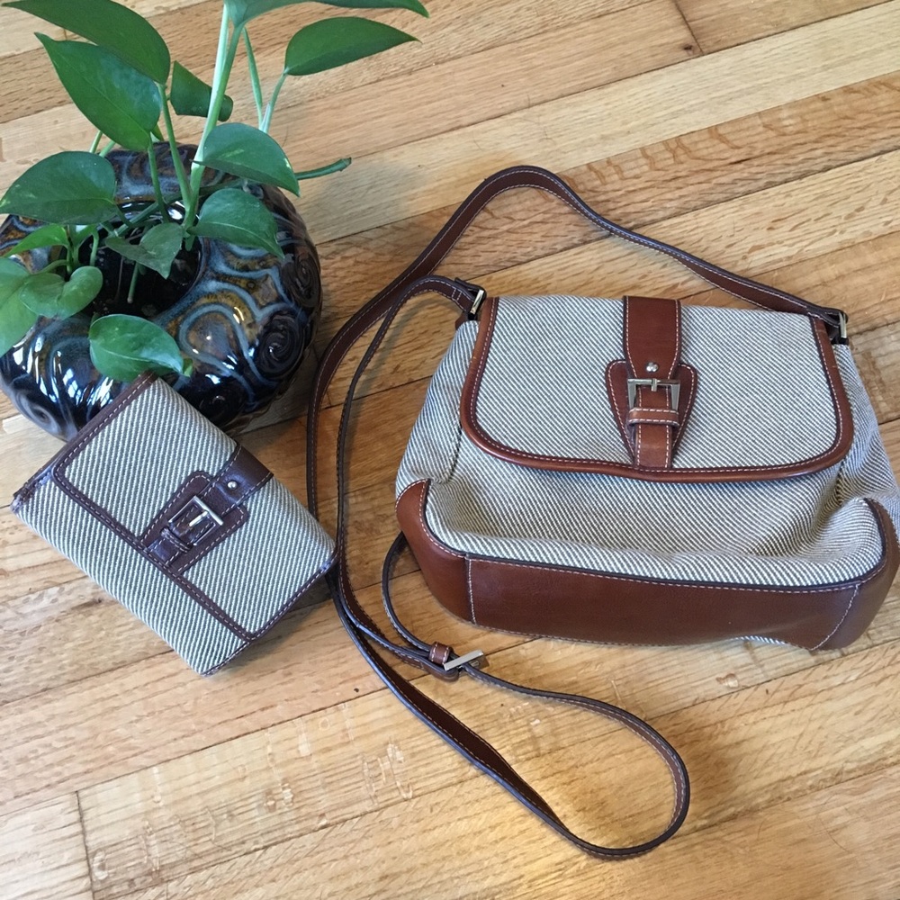 Vintage:  ETIENNE AIGNER | Crossbody Bag w/Wallet